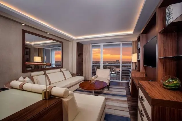 Süit, 1 Yatak Odası (Intracoastal View)
