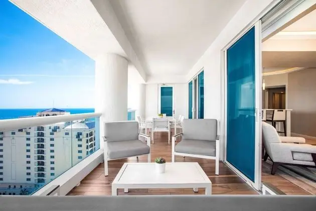 Süit, 1 Yatak Odası, Okyanus Manzaralı (Residence, Intracoastal View)