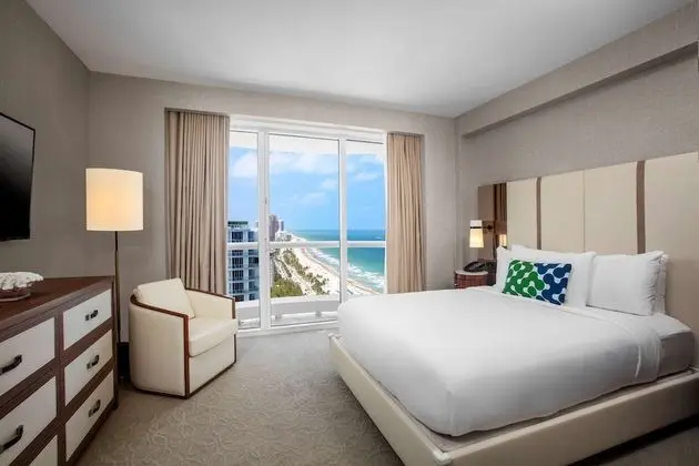 Süit, 3 Yatak Odası, Okyanus Manzaralı (Residence, Intracoastal View)