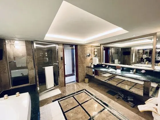 Süit, Birden Çok Yatak (Imperial Suite)