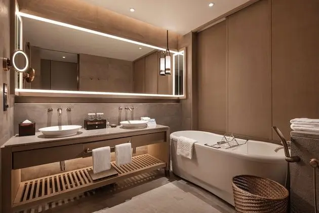 Deluxe Oda, 1 En Büyük (King) Boy Yatak, Göl Manzaralı (Connecting Rooms)
