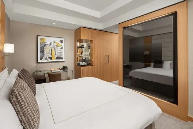 King Deluxe Room