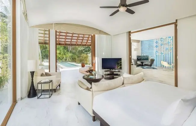 Three Bedroom Beach Suite with Pool