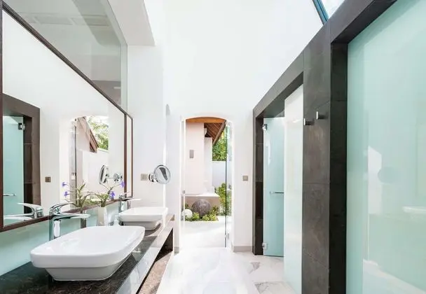 Three Bedroom Beach Suite with Pool
