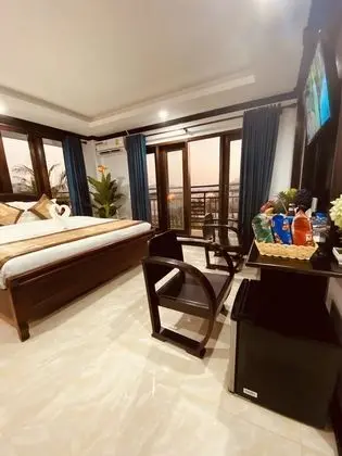 Deluxe Tek Büyük Yataklı Oda