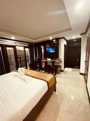 Deluxe Tek Büyük Yataklı Oda