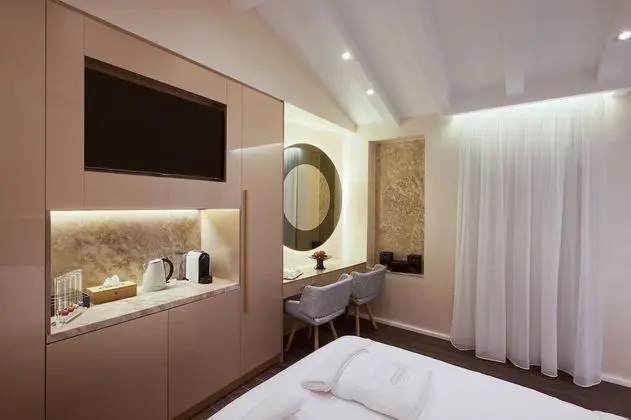 Junior Suite with Terrace and Panoramic View