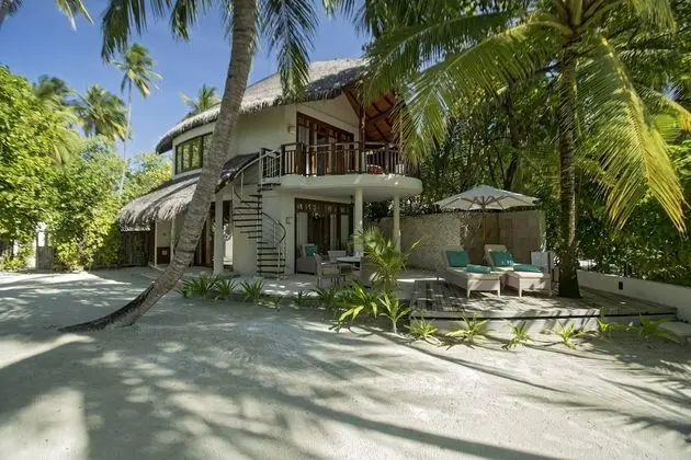 Villa (Double Storey Beach)