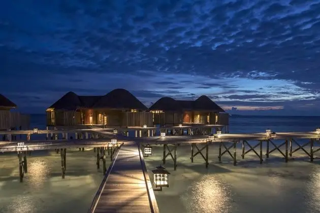 Family Villa (Water)