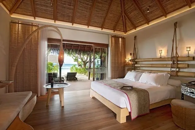 Villa (Beach)