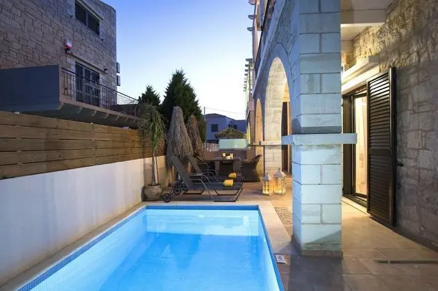 Superior Villa, 2 Yatak Odası, Kişiye Özel Havuzlu (Christy)