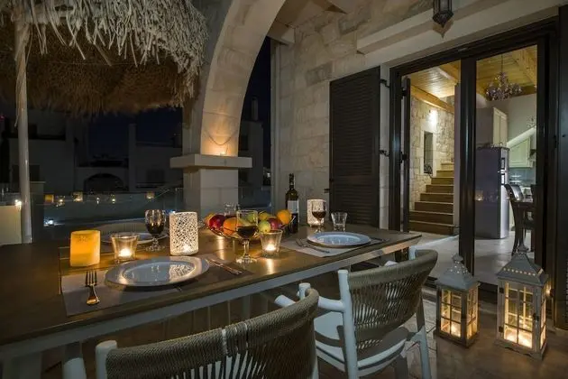 Superior Villa, 2 Yatak Odası, Kişiye Özel Havuzlu (Christy)