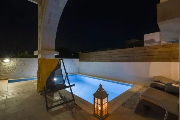 Superior Villa, 2 Yatak Odası, Kişiye Özel Havuzlu (Christy)