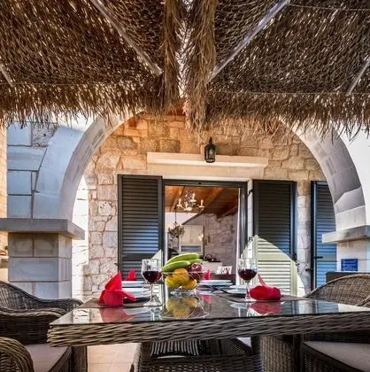 Superior Villa, 2 Yatak Odası, Kişiye Özel Havuzlu (Christy)