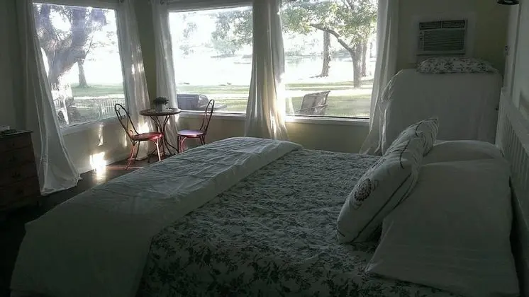 Kır Evi, Birden Çok Yatak (Constant-Level Lake LBJ - 3 BR Sleep )