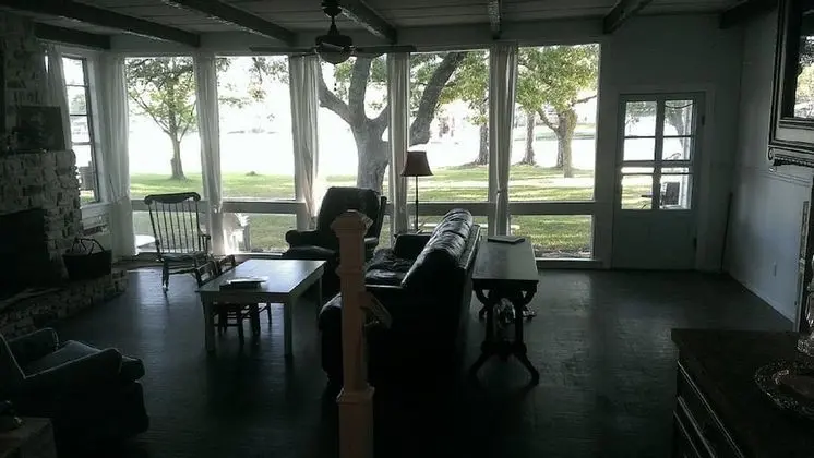 Kır Evi, Birden Çok Yatak (Constant-Level Lake LBJ - 3 BR Sleep )