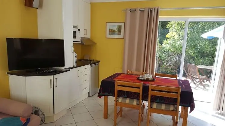 Standard Stüdyo, 1 Büyük (Queen) Boy Yatak ve Çekyat, Küçük Mutfak, Bahçeli (Cottage Chardonnay)