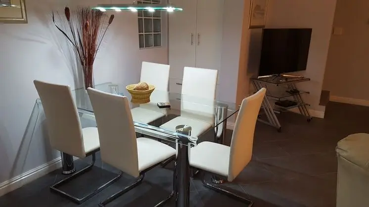 Superior Ev, 2 Yatak Odası, Mutfak, Bahçeli (Cabernet)