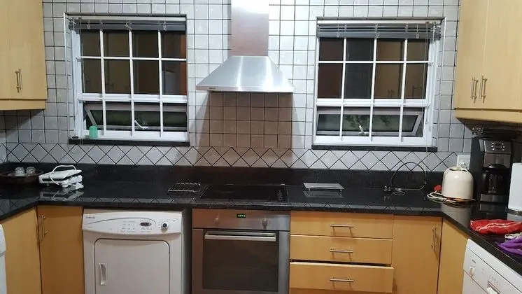 Superior Ev, 2 Yatak Odası, Mutfak, Bahçeli (Cabernet)