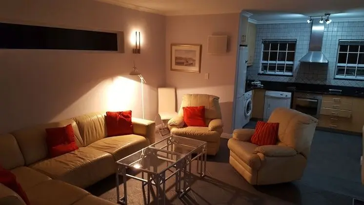 Superior Ev, 2 Yatak Odası, Mutfak, Bahçeli (Cabernet)