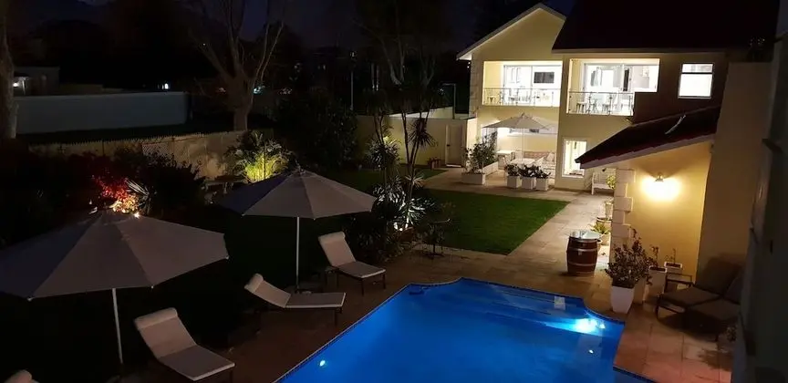 Superior Ev, 2 Yatak Odası, Mutfak, Bahçeli (Cabernet)