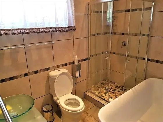 Luxury Tek Büyük Yataklı Oda, 1 Büyük (Queen) Boy Yatak