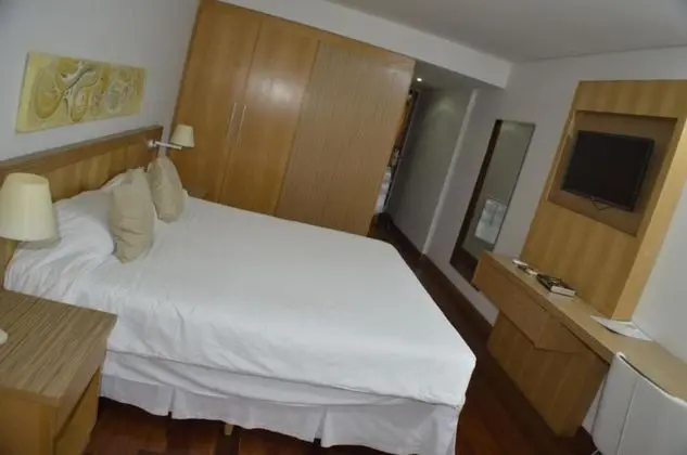 Design Tek Büyük Yataklı Oda
