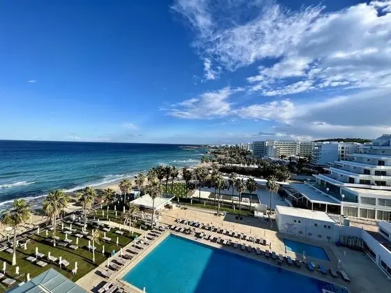Superior Tek Büyük veya İki Ayrı Yataklı Oda, 1 Yatak Odası, Balkon, Deniz Manzaralı