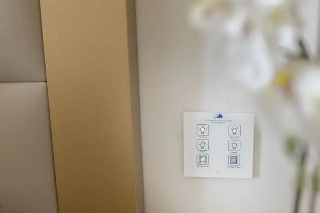 Superior Tek Büyük veya İki Ayrı Yataklı Oda, 1 Yatak Odası, Balkon, Kısmi Deniz Manzaralı