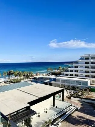 Superior Tek Büyük veya İki Ayrı Yataklı Oda, 1 Yatak Odası, Balkon, Kısmi Deniz Manzaralı