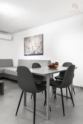 Deluxe Apart Daire