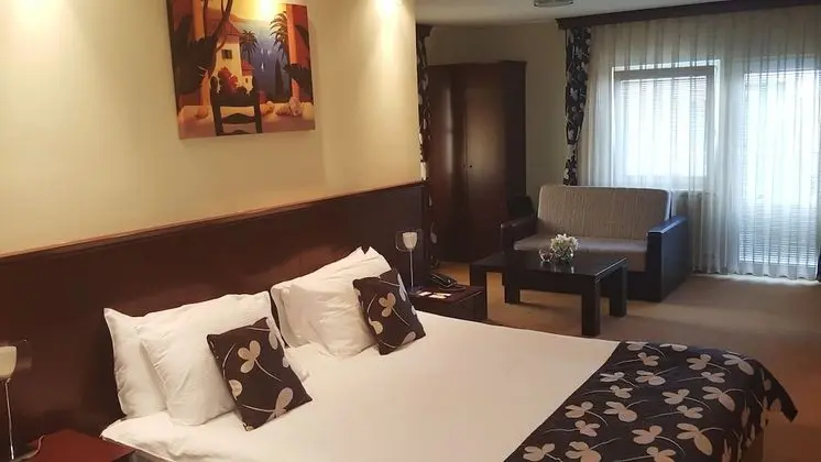 Superior Tek Büyük Yataklı Oda, Balkon