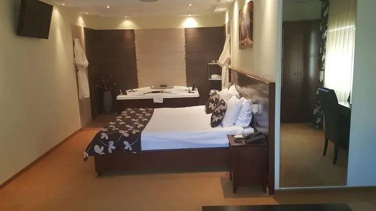 Superior Tek Büyük Yataklı Oda, Balkon