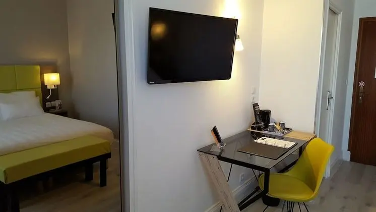 Comfort Tek Büyük veya İki Ayrı Yataklı Oda