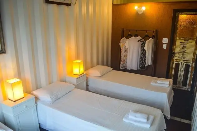 Tek Büyük veya İki Ayrı Yataklı Oda