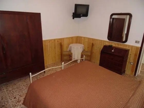 Tek Büyük veya İki Ayrı Yataklı Oda
