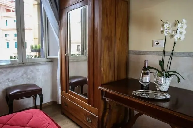 Tek Büyük Yataklı Oda