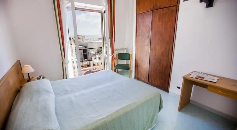 1 Çift ​​kişilik Yatak With Balcony
