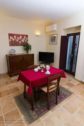 Tek Büyük Yataklı Oda, Balkon