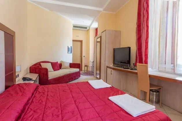 Deluxe Dört Kişilik Oda