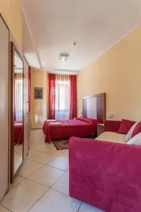 Deluxe Dört Kişilik Oda