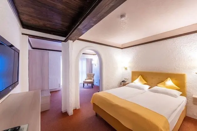 Comfort Tek Büyük veya İki Ayrı Yataklı Oda