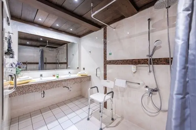 Comfort Tek Büyük veya İki Ayrı Yataklı Oda