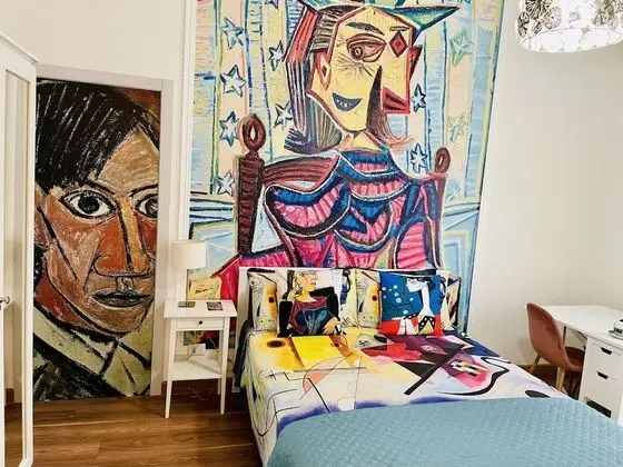 Comfort Tek Büyük Yataklı Oda