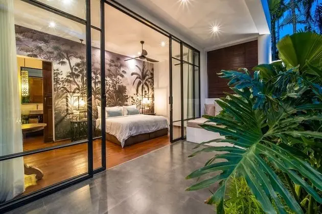 Villa, 4 Yatak Odası, Sigara İçilebilir, Kişiye Özel Havuzlu
