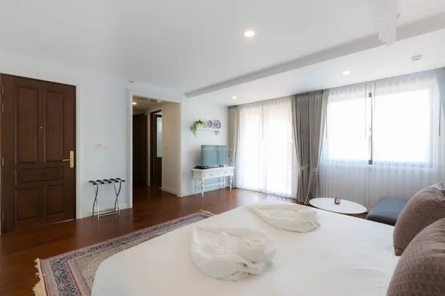 Premium Deluxe Room