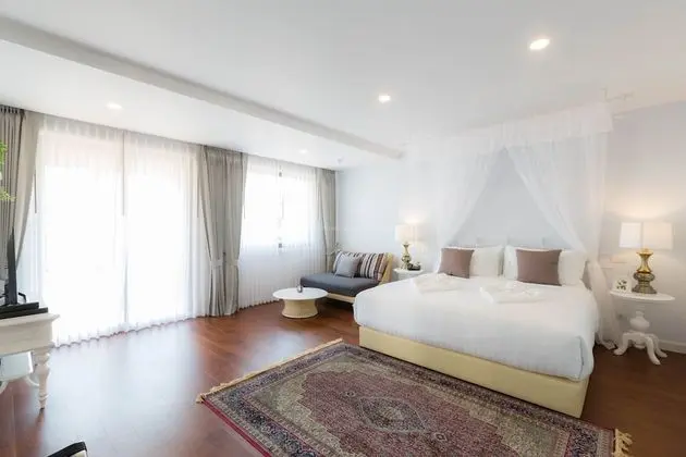Premium Deluxe Room