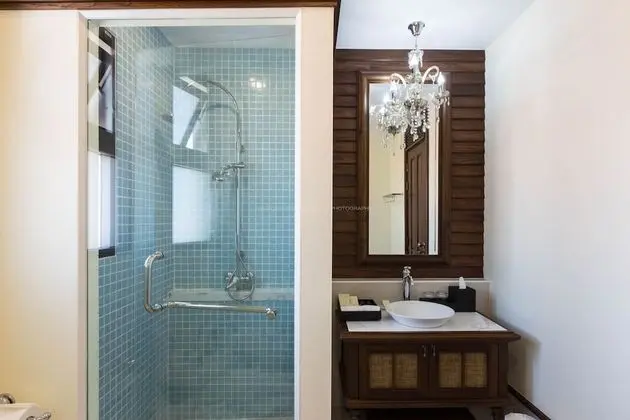 Premium  Executive Room with Bathtub