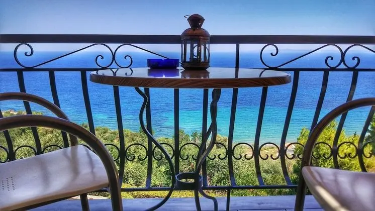 Standard Üç Kişilik Oda, Deniz Manzaralı