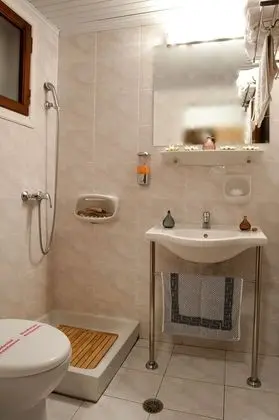 Standard Üç Kişilik Oda, Deniz Manzaralı